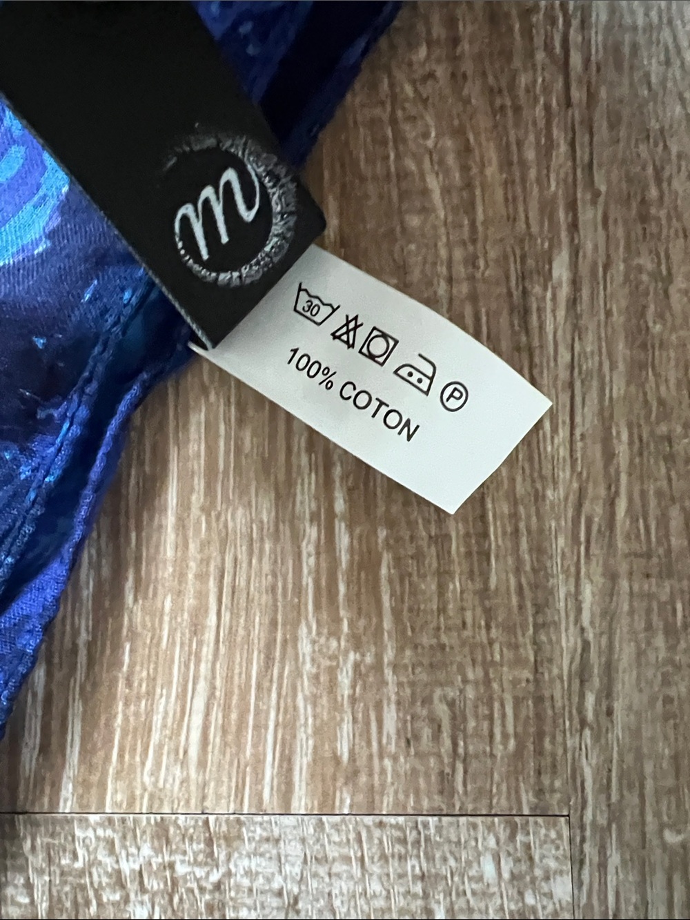 NWOT Musee O’Dorsay Van Gogh “Starry Night” inspired 100% cotton scarf - Picture 4 of 6